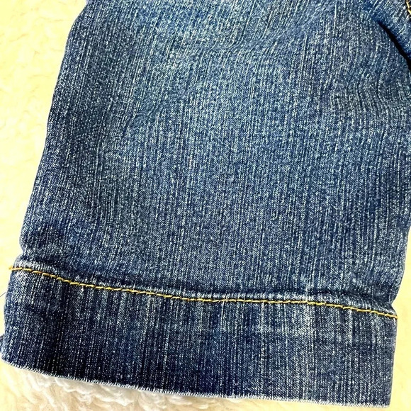 RVT Girls Jean Capris With Sequin and embroidery Butterflies design size 5 - Picture 13 of 17